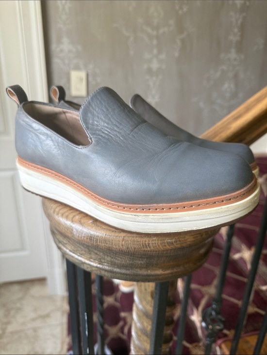 Shoes - CLARKS ladies size 8 1/2
